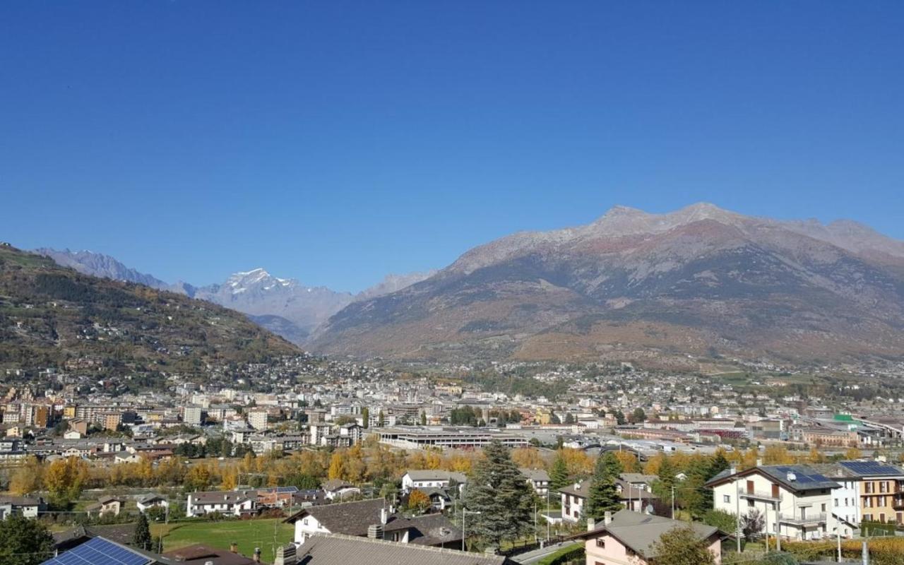 Case Vacanze Robetez Aosta Eksteriør bilde